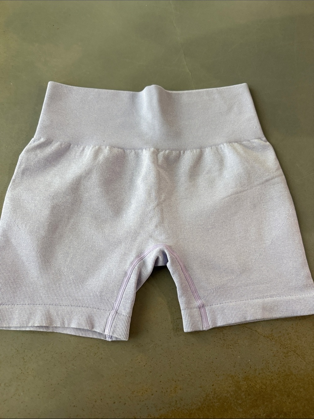 Amazon Women's Lilac High-Waist Seamless Athletic Shorts